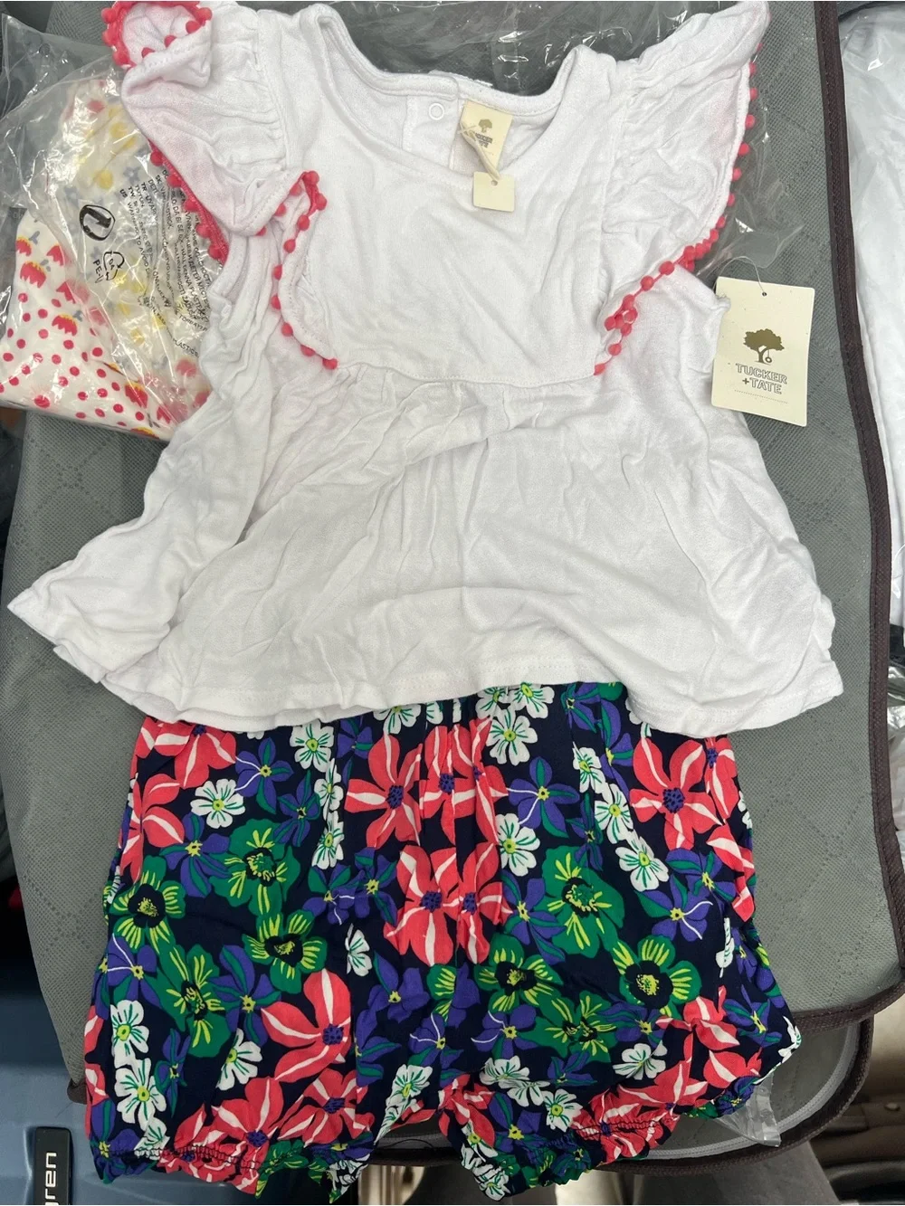 Tucker & Tate White Flutter Sleeve Top with Colorful Floral Shorts baby Set 18M